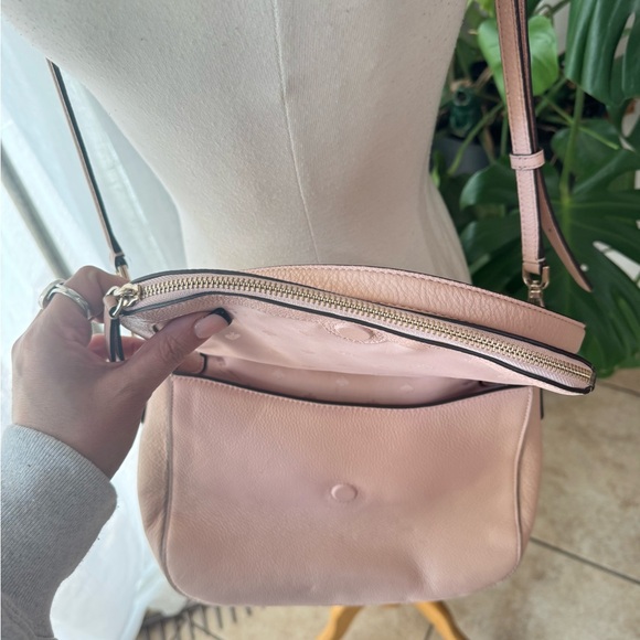 Kate Spade New York Pebbled Leather Flap Crossbody Saddle Bag Pink - Picture 6 of 8